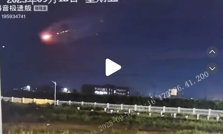 2025-09-12-china-rocket-ab-1