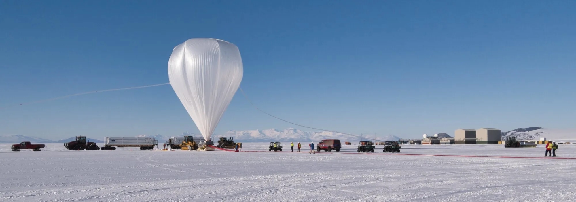 2025-antarctica-balloon-campaign-pueo-preparing-for-launch
