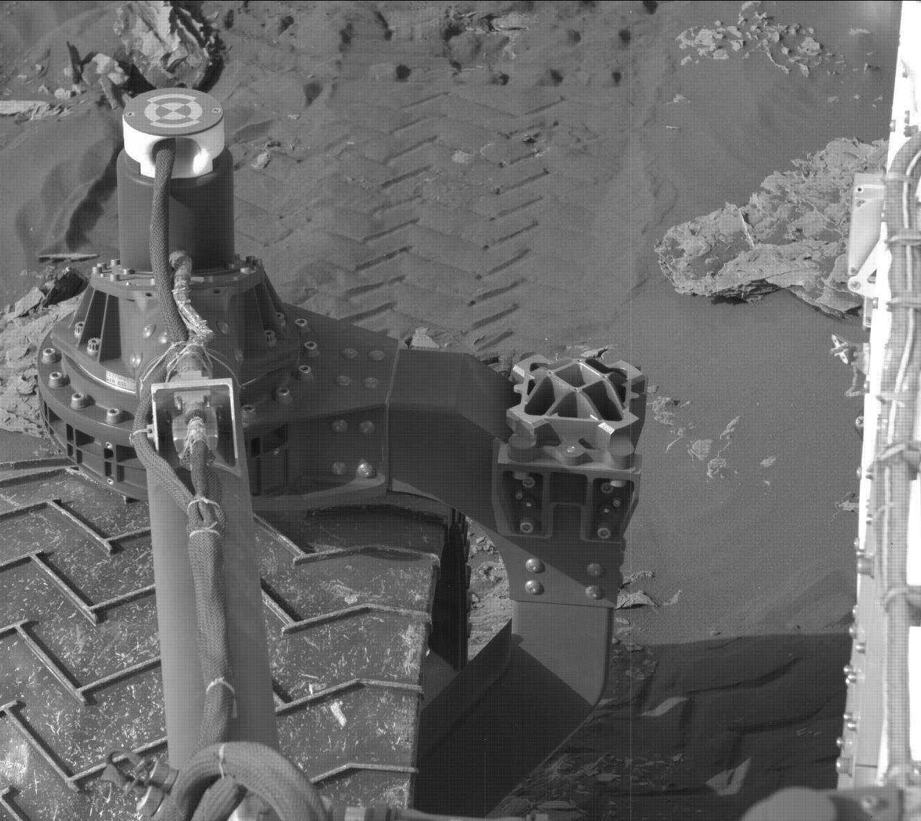 2072ml0109950860801169c00-dxxx