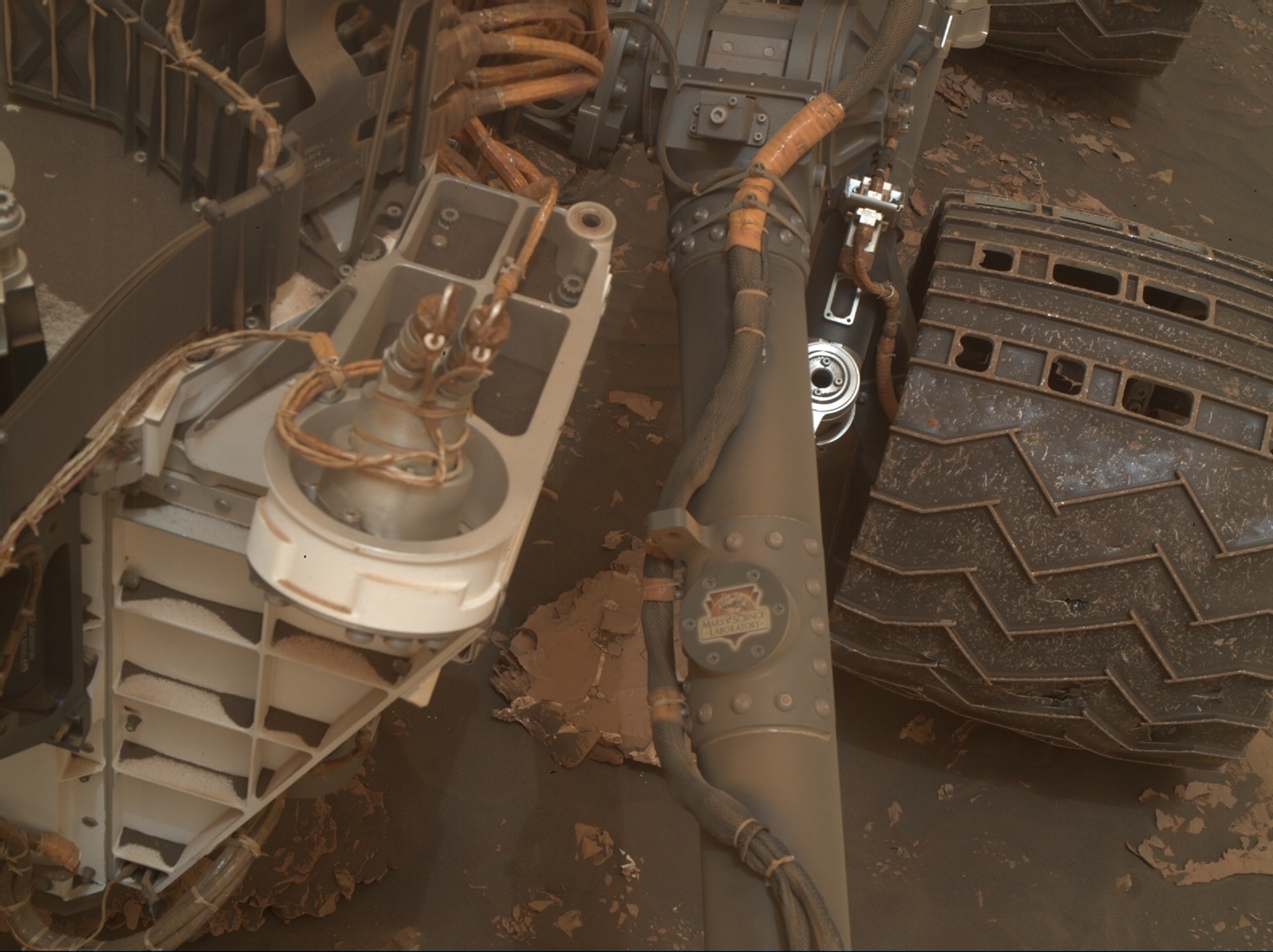 2082mh0003900010802150c00-dxxx