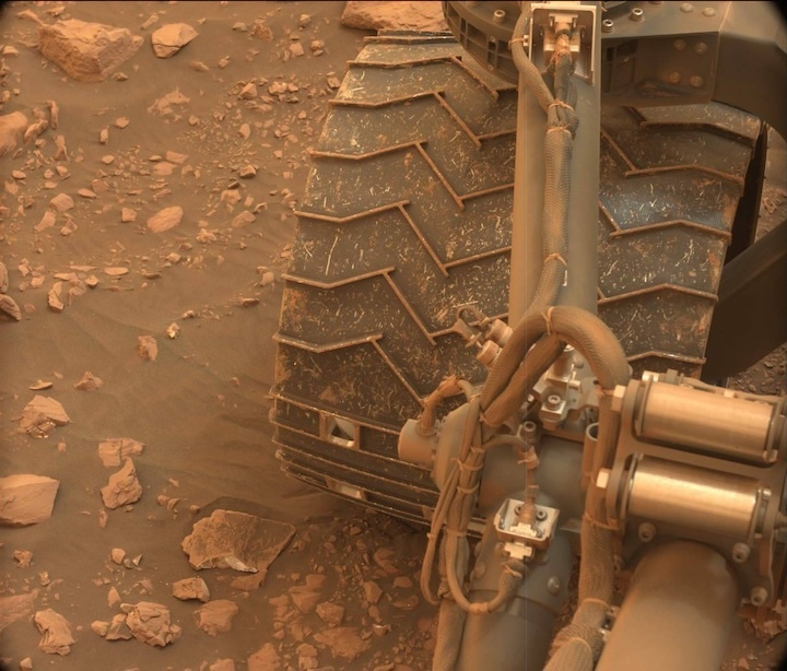 2114ml0113130040802327e01-dxxx