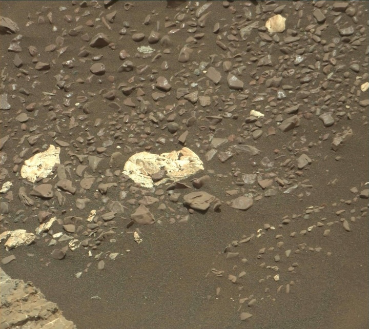 2235mr0118800000106144e01-dxxx