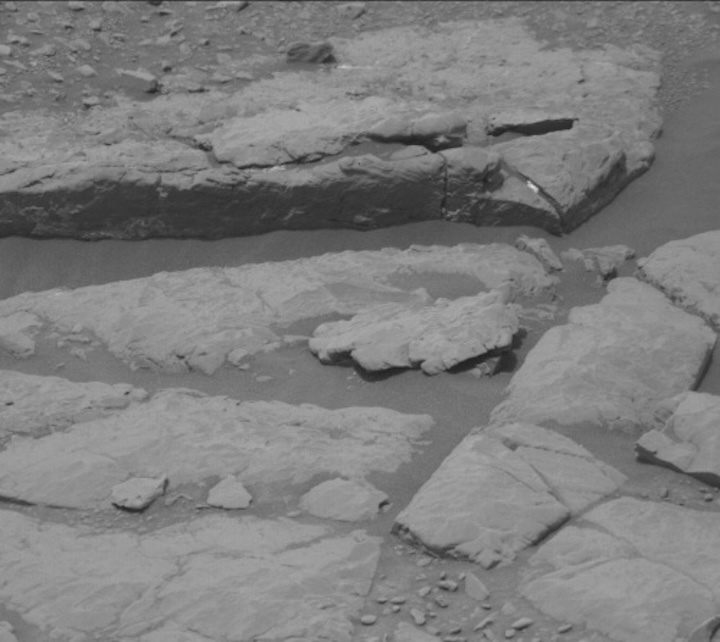 2302mr0122971721000577c00-dxxx-br