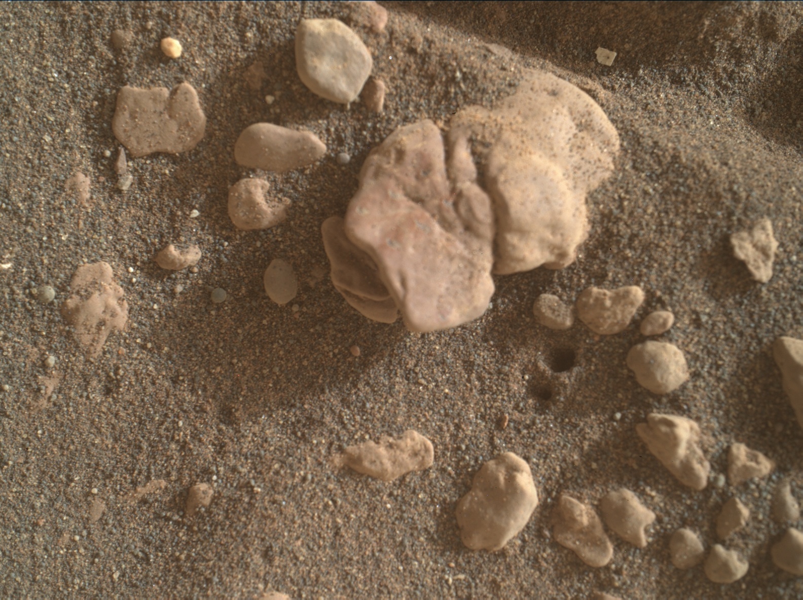 2349mh0002240020804373c00-dxxx