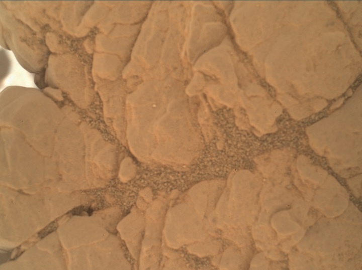 2477mh0002240020902815c00-dxxx