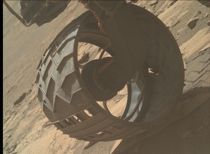 2579mh0007720010904024e01-dxxx