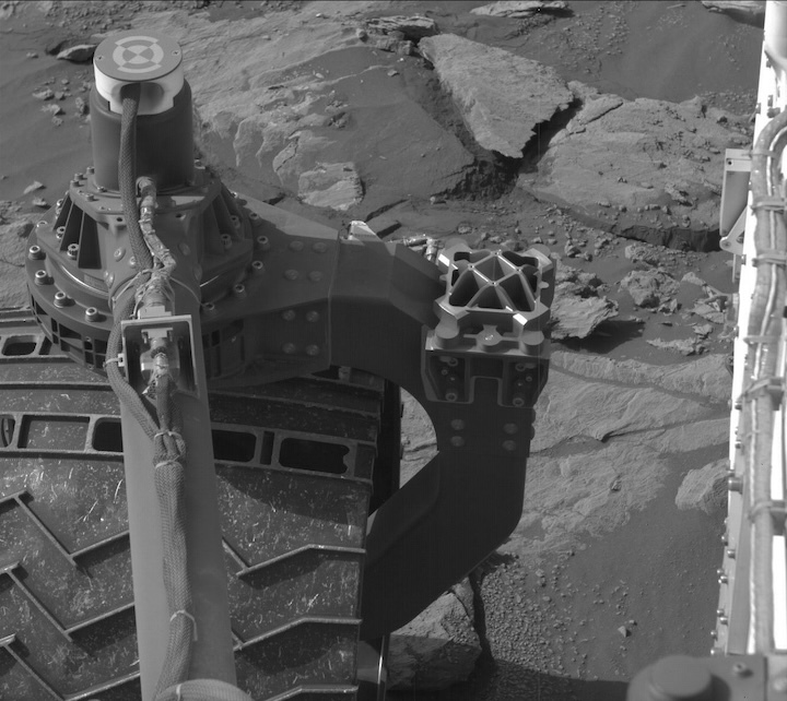 2579ml0135470910506451c00-dxxx