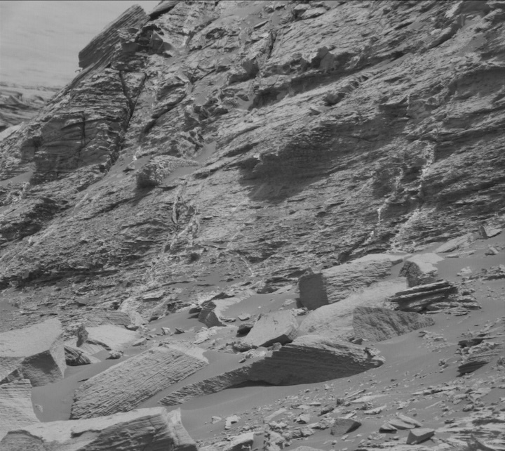 2744mr0143830261201037c00-dxxx