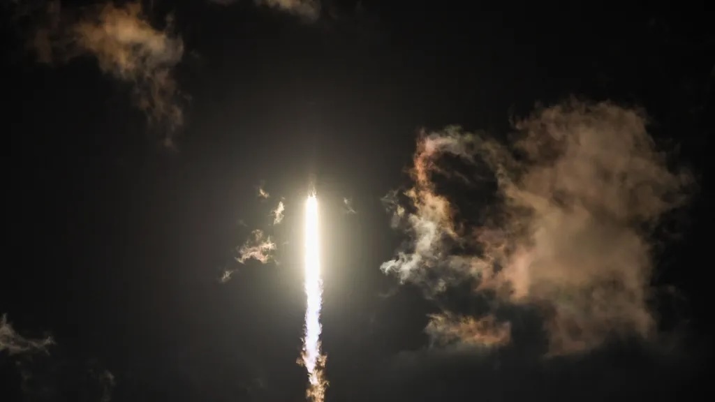 71222797007-crb-101723-spacex-4