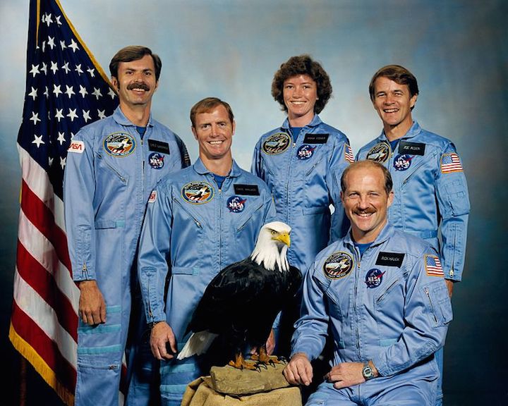 750px-sts-51-a-crew