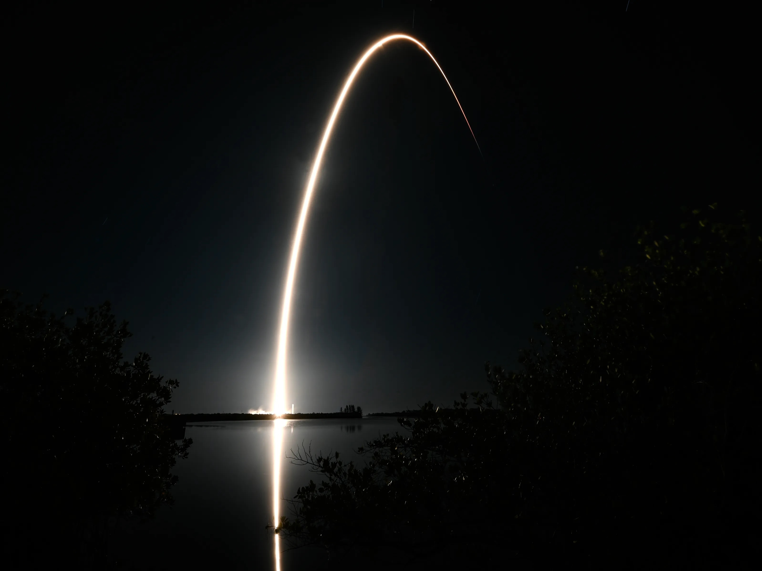 78037212007-crb-012925-spacex