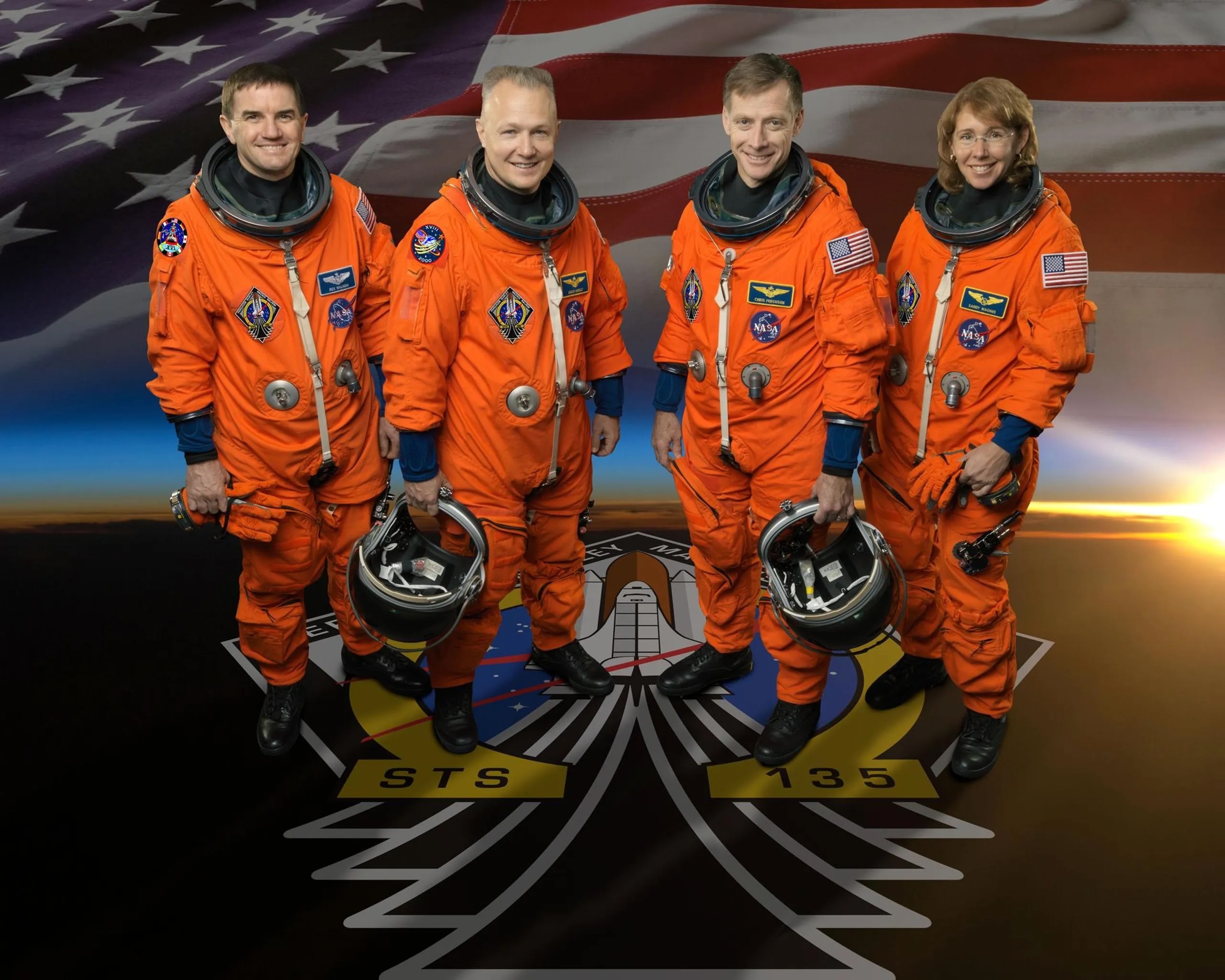 86472101007-nasa-sts-135