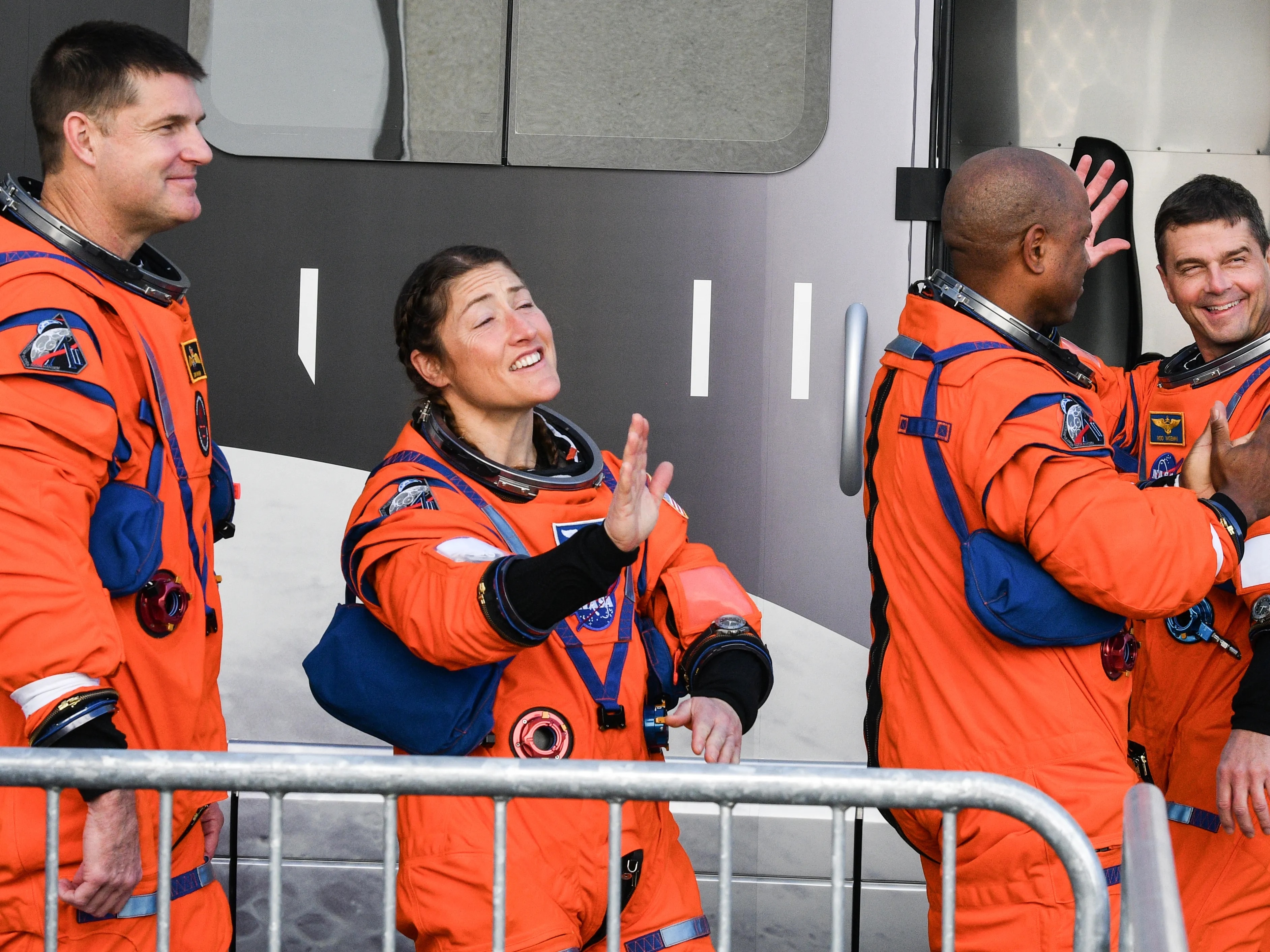 87862642007-crb-122025-artemis-3