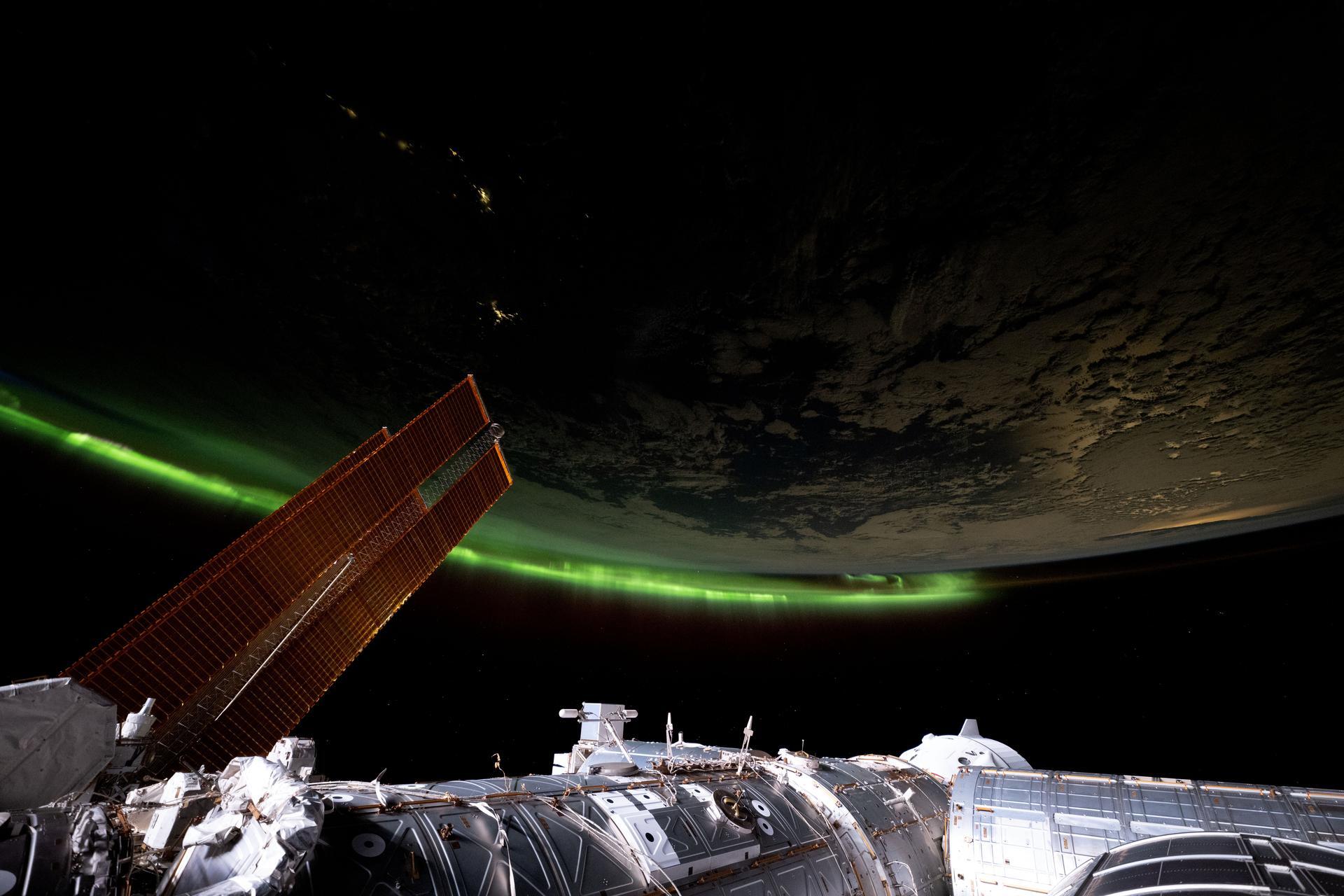 iss073e0293986large