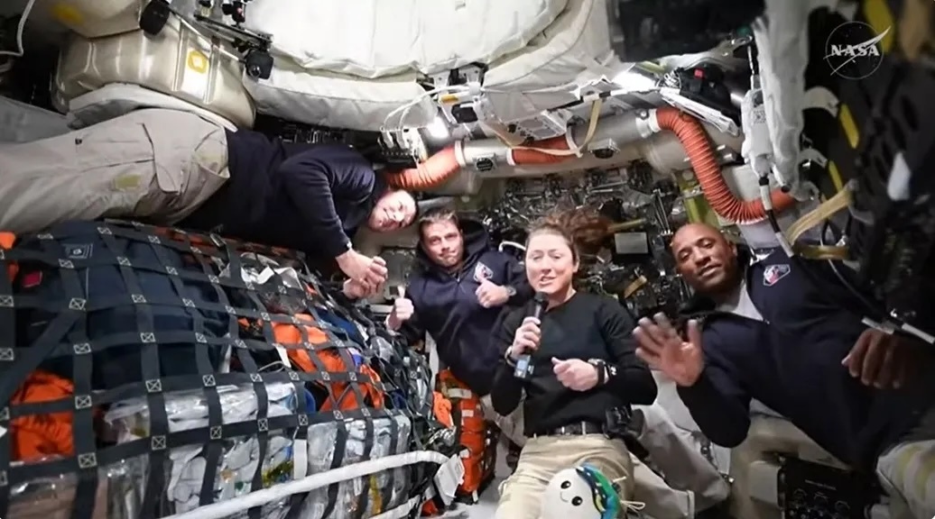 artemis-ii-crew-inside-orion-7