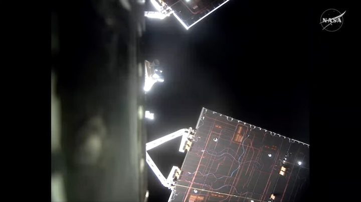 artemis-ii-day8-ad
