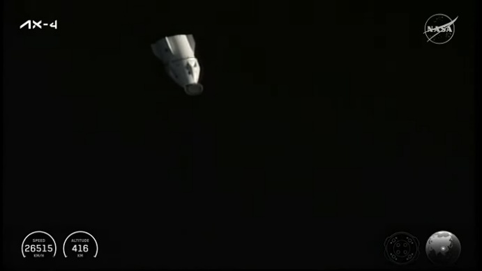 ax4-undocking2