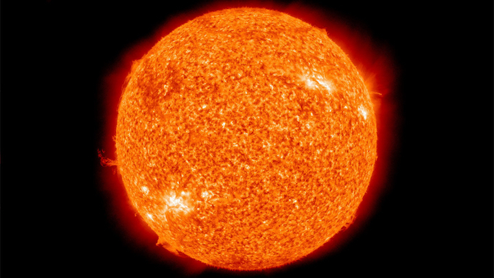 cc-the-sun-by-the-atmospheric-imaging-assembly-of-nasas-solar-dynamics-observatory---20100819-16x9-1