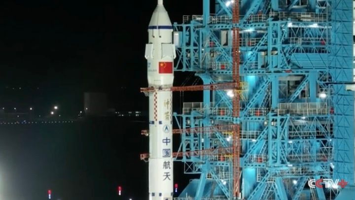 china-shenzhou-19-launch-bd