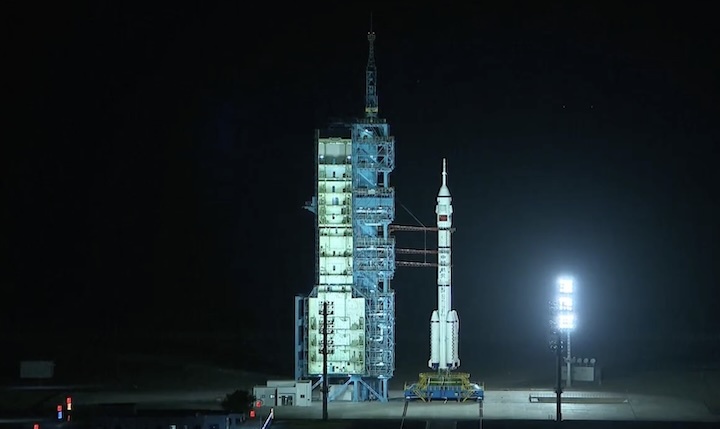 china-shenzhou-23-crewed-mission-launch-az
