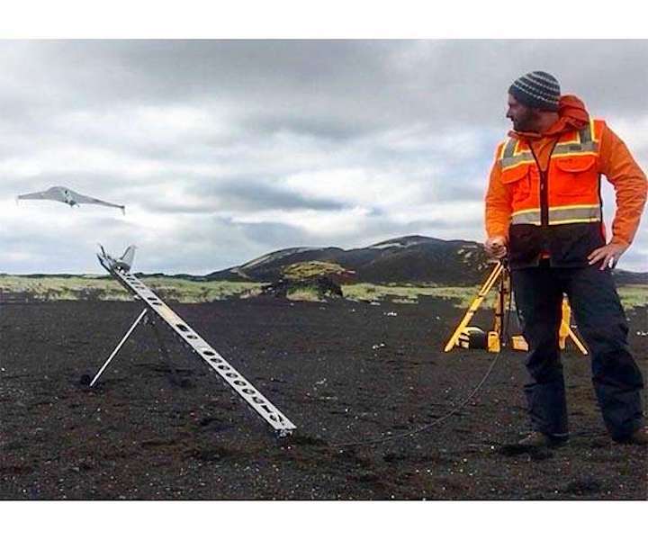 christopher-hamilton-launches-drone-during-flight-tests-holuhraun-lava-field-iceland-hg