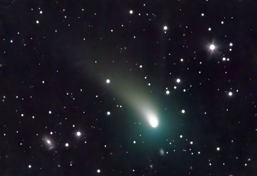 comet-c2022-e3-ztf-iontail-876x600