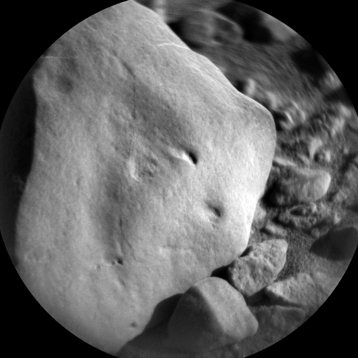 cr0-631777489prc-f0781160ccam01639l1