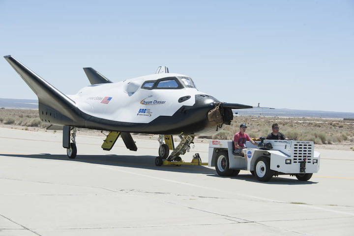 dream-chaser-tow-testing