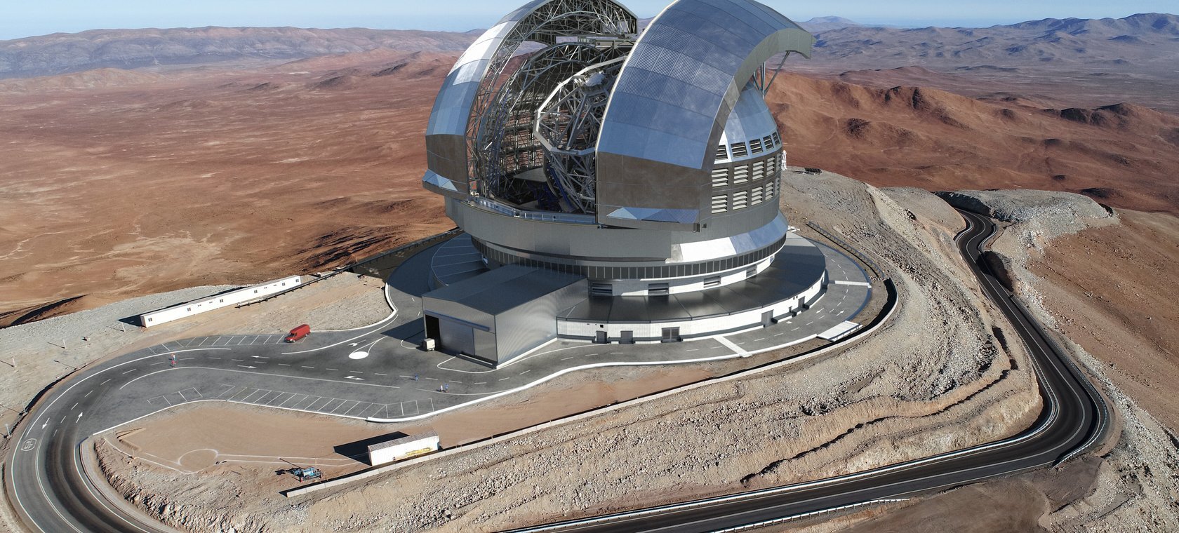 elt4k-4-comp-open-xljjq2n2e16d0bafill-1680x760