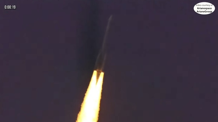 esa-ariane-64-launch-01-va267-aed