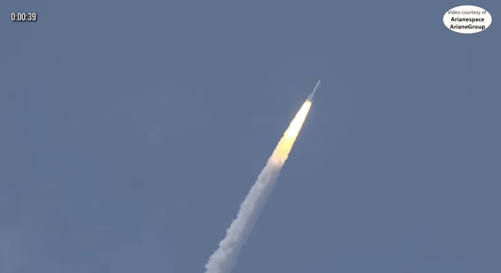 esa-ariane-64-launch-01-va267-aei