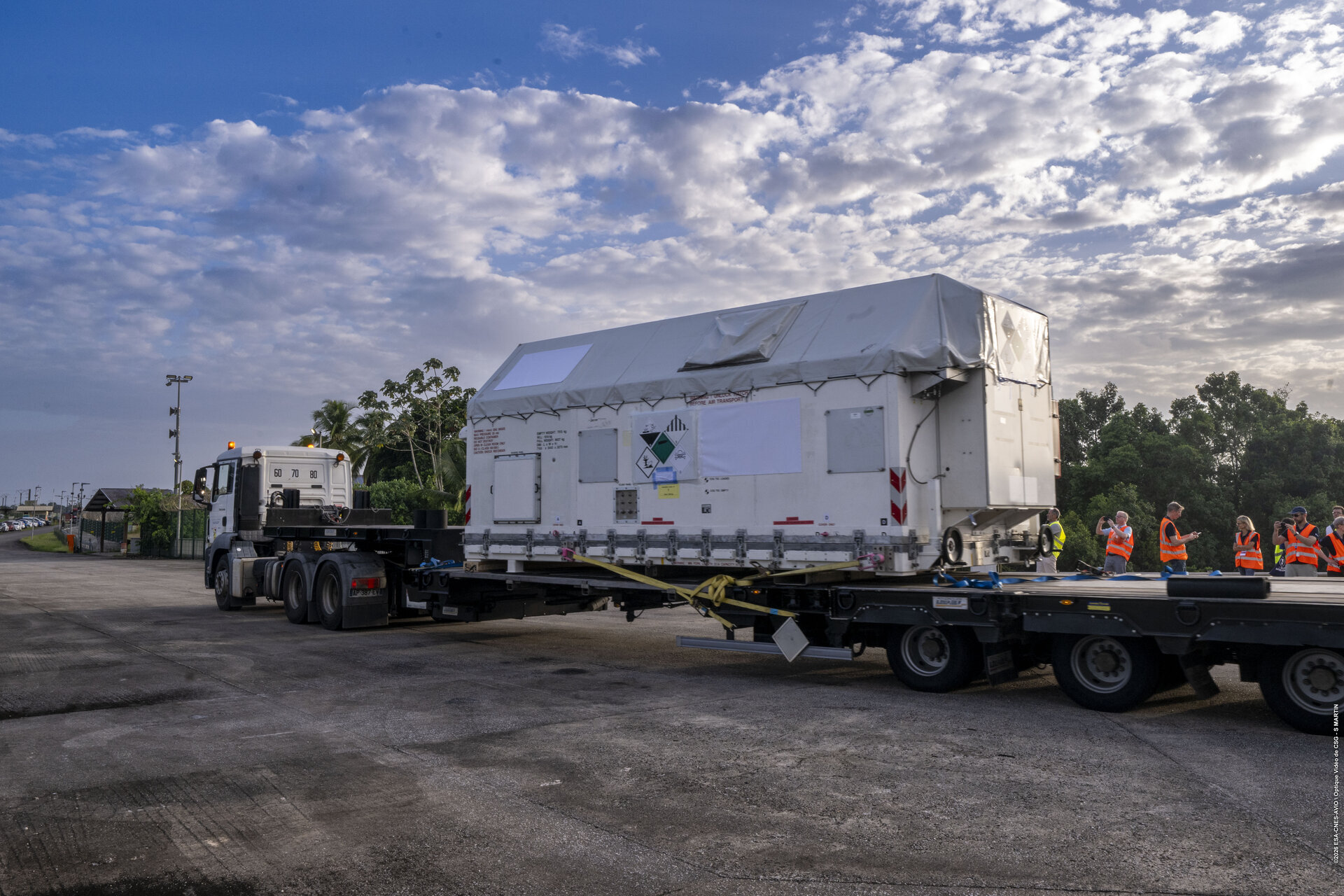 flex-and-sentinel-3-head-to-launch-site-pillars
