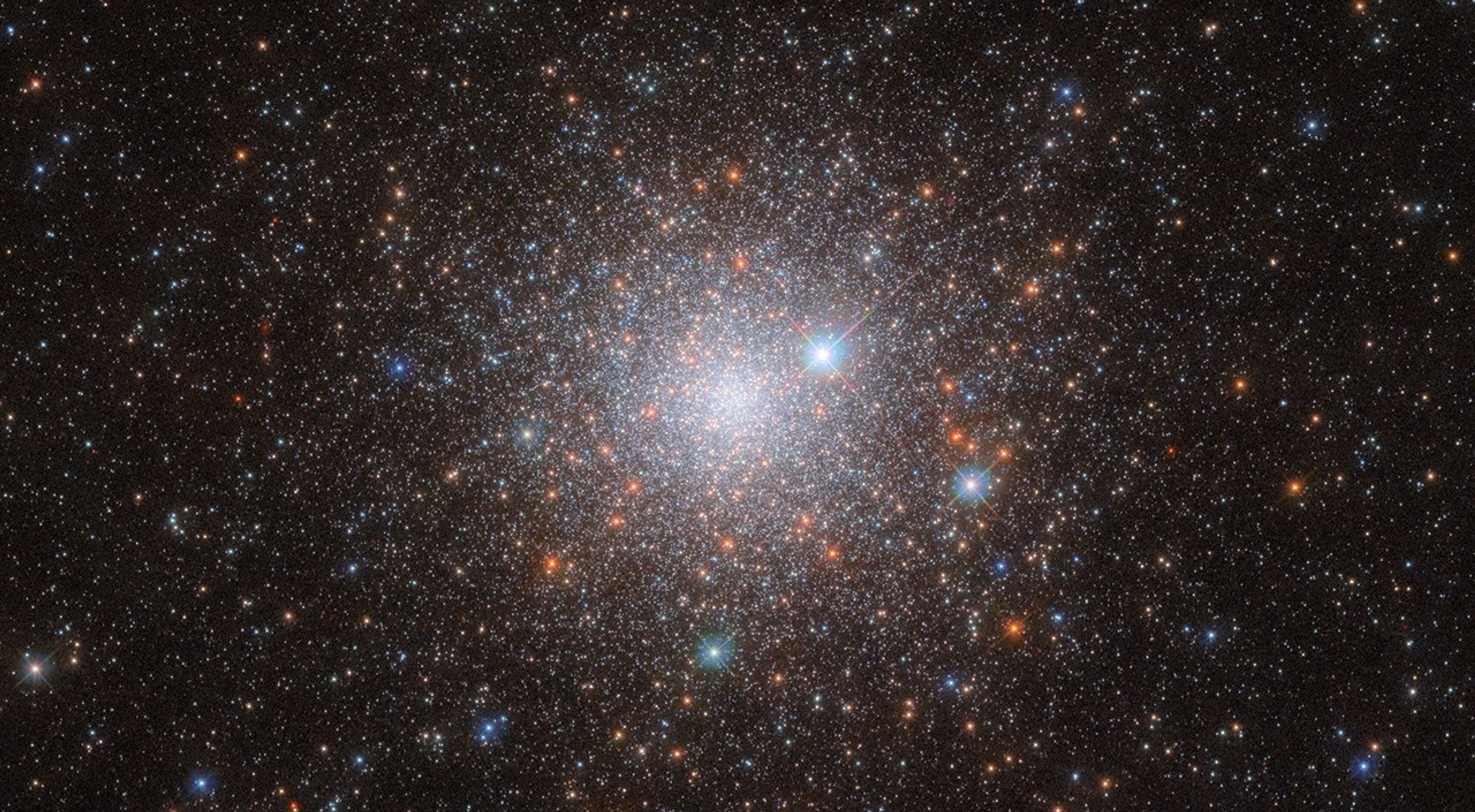 hubble-ngc1786-potw2528a