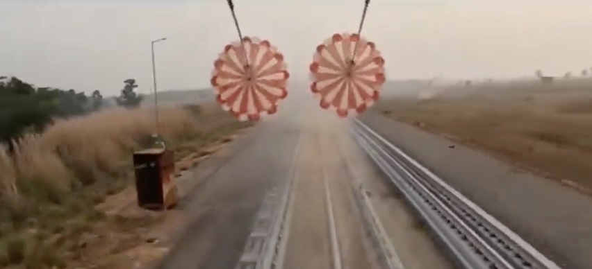 isro-gaganyaan-fallschirmtest