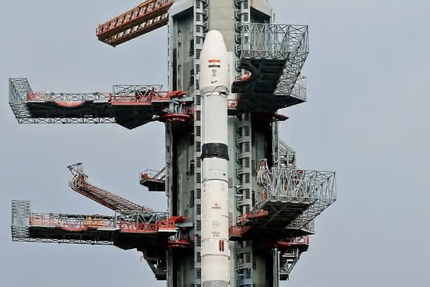 isros-gslv-rocket-launcher