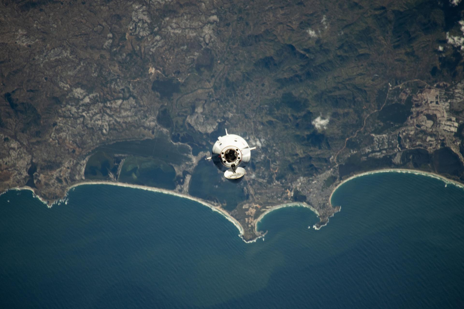 iss073e0249606large