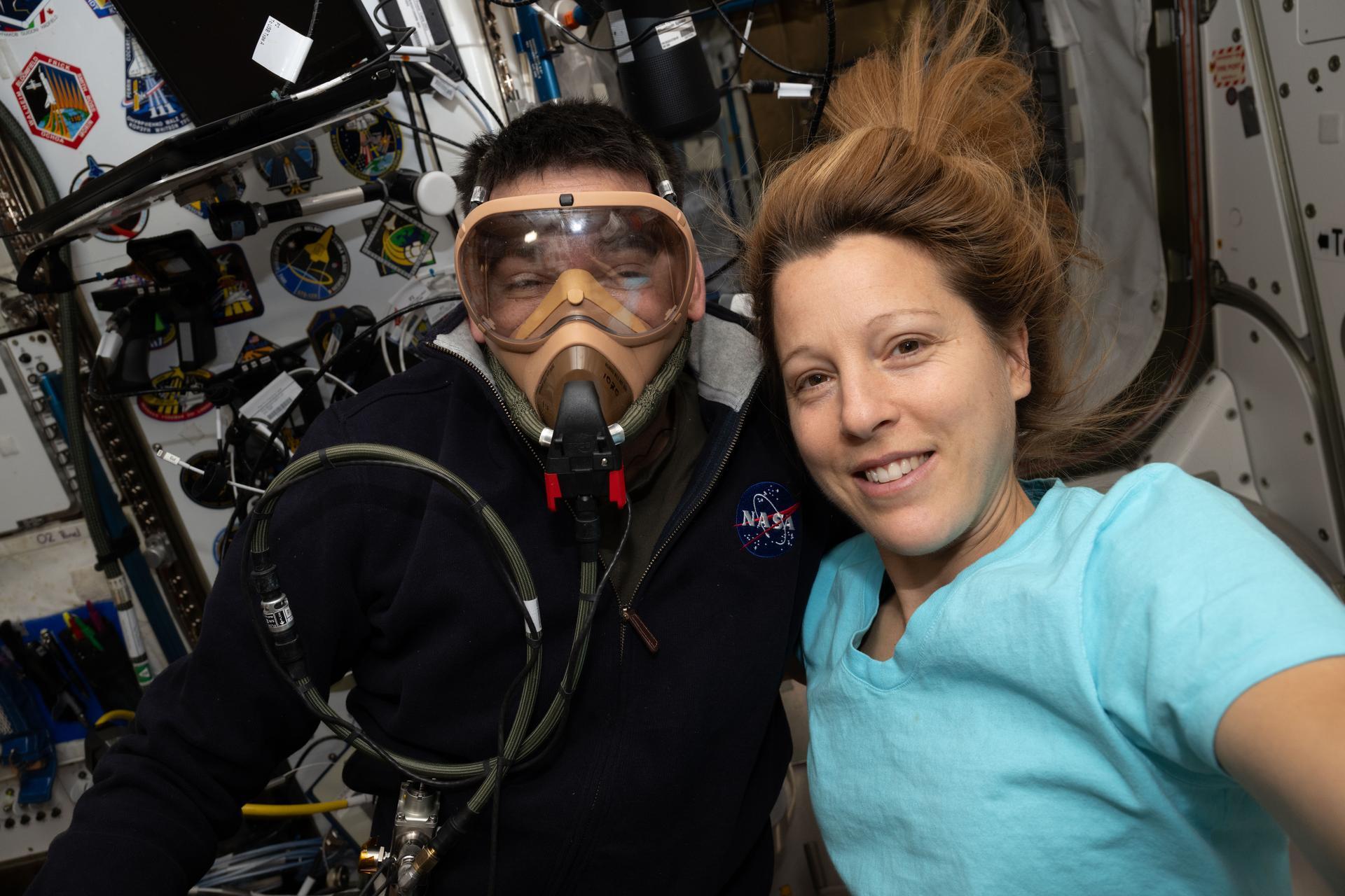 iss074e0432755large