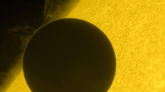 low-res-202412-transit-venus-exoatmospheres-web