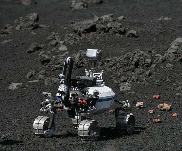 lru2-robot-mount-etna-lunar-test-hg