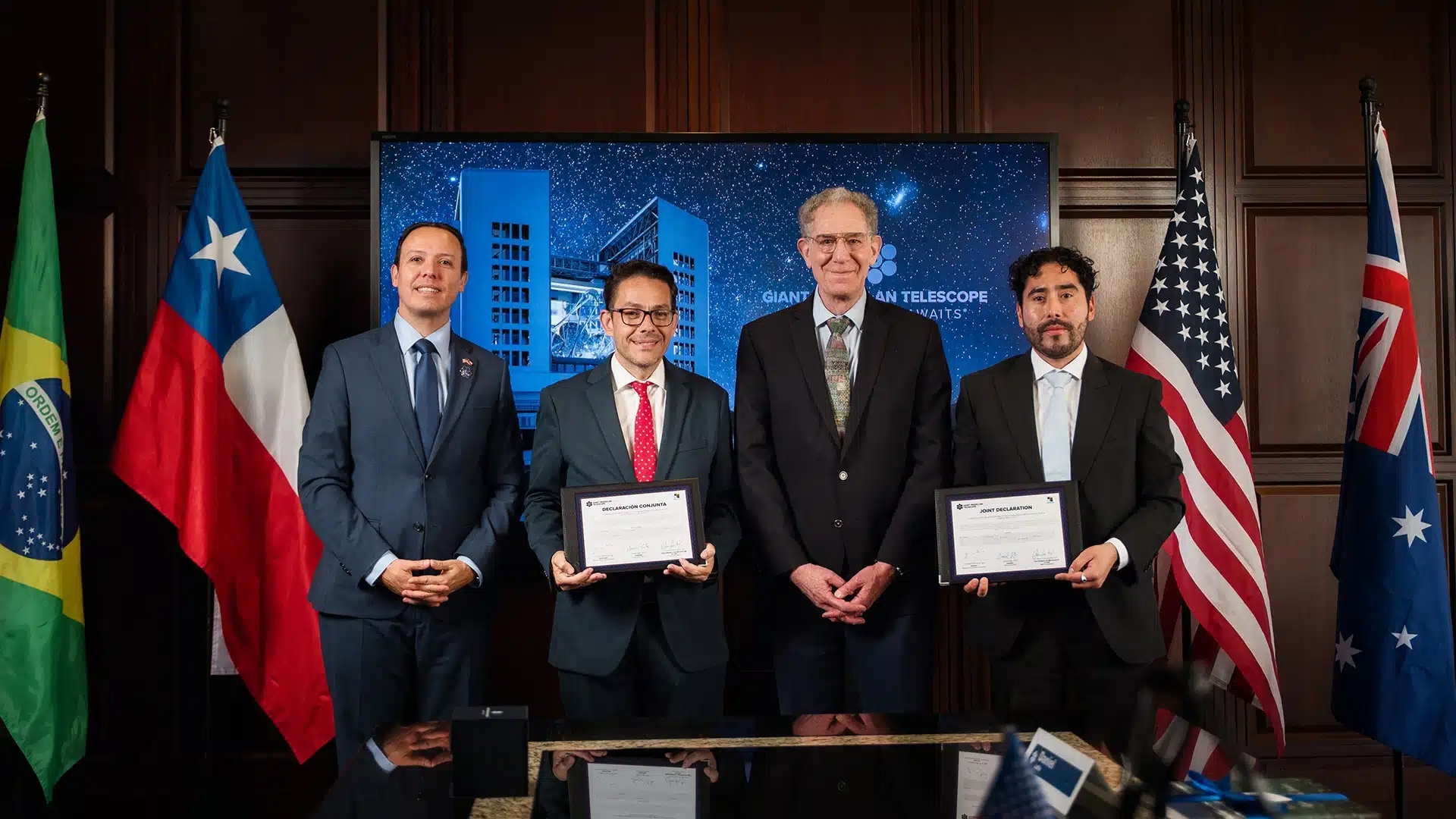 mou-signing-coquimbo-and-gmt-sm