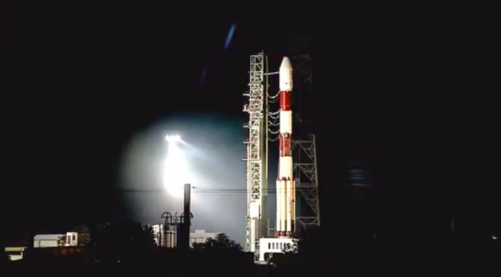 pslv52-launch-agc
