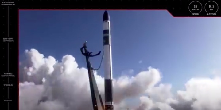 rocketlab30-electron-launch-aa