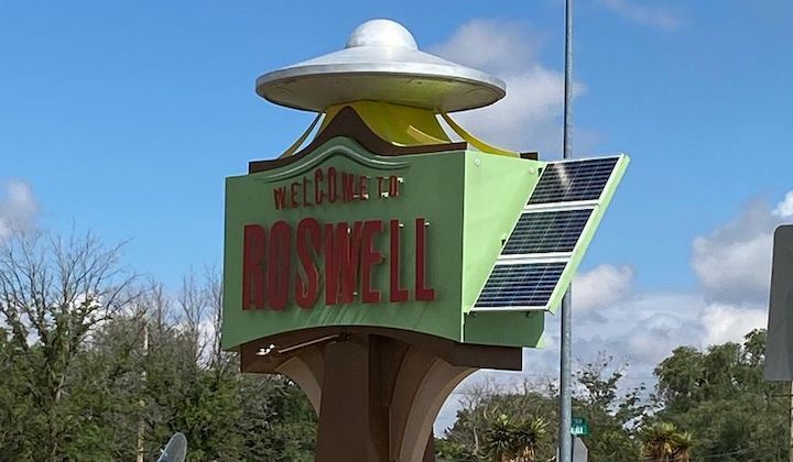 roswell-1-c0-50-1354-839-s885x516-1