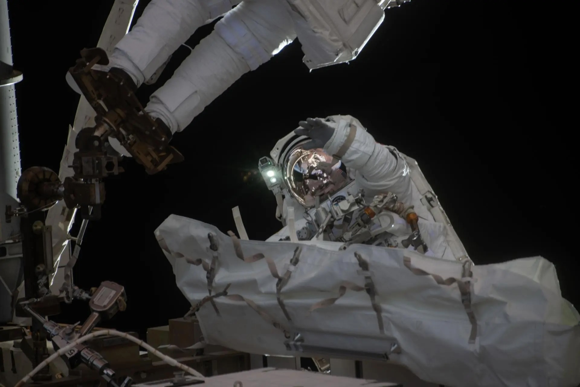 spacewalk-95-advisory-june-22
