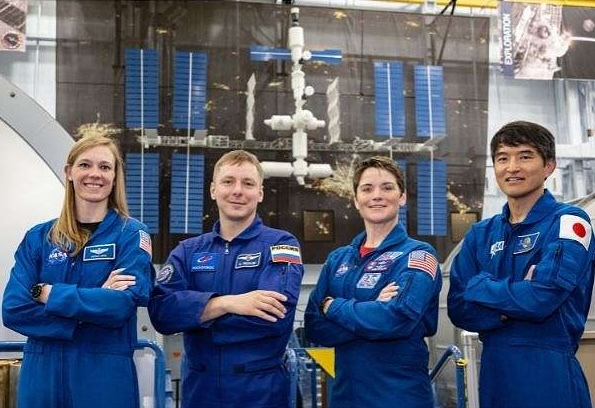 spacex-crew-10-mission-team-hg