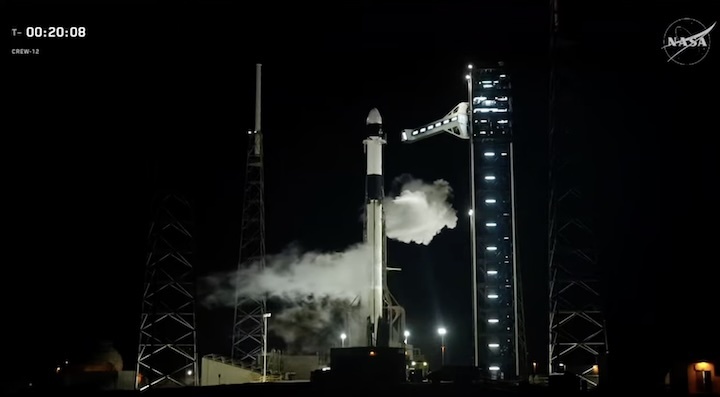 spacex-crew-12-dragon-aeg