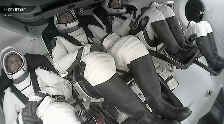 spacex-crew-13-dragon-ab