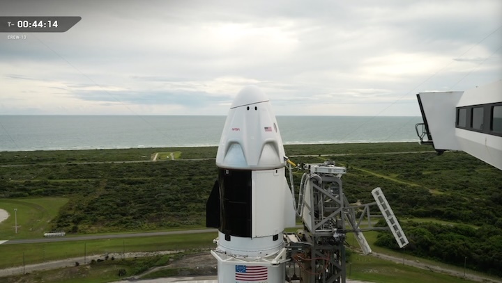 spacex-crew-13-dragon-ap