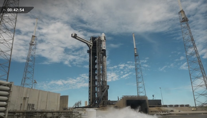 spacex-crew-13-dragon-aq