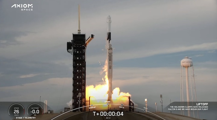 spacex-dragon-ax2-launch-dd